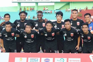 Hại hơn lợi ở quãng nghỉ dài V-League