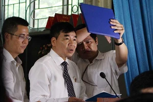 Xin lỗi oan ông Hàn Đức Long trong hỗn loạn 