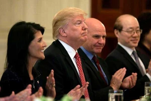 Ông Trump dồn lực đối phó Triều Tiên 