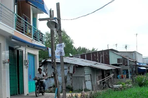 Nhà không giấy tờ cũng… đắt như tôm tươi!