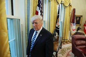 100 ngày đầu của ông Trump: Rối loạn