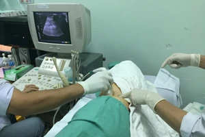 Kỹ thuật mới điều trị nang thận không đau