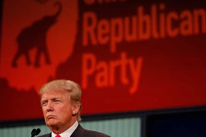 Thành trì bảo vệ ông Trump đang lung lay