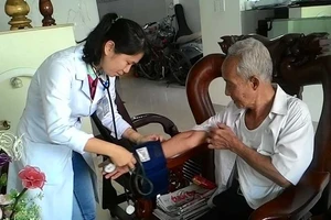 Muốn khám bệnh, chỉ cần ‘a lô’