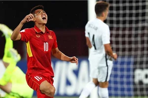 Thầy trò Hoàng Anh Tuấn viết trang sử mới