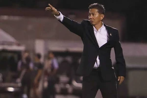 HLV Hoàng Anh Tuấn: Cầu thủ chơi tốt nhưng tôi rất tiếc