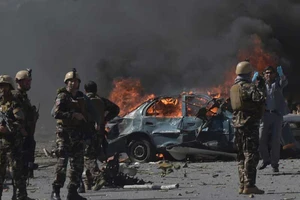 Kabul: Khủng bố chọn giờ kẹt xe để đánh bom đẫm máu
