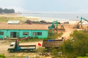 Giả quyết định của tỉnh để hợp thức hóa cát lậu