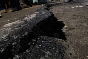 Dân Rạch Tôm, Nhà Bè lo mất nhà