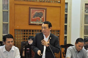 Truy trách nhiệm người đòi ‘xử’ ông Vinh 