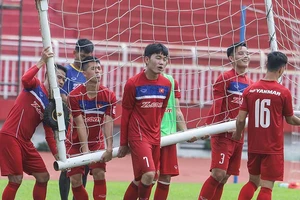 Đội tuyển quốc gia bị đối xử như đội ‘phủi’