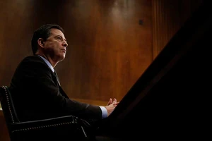 James Comey điều trần: Giông bão đón chờ ông Trump