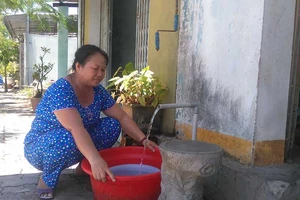 Dân Đà Nẵng khổ sở vì thiếu nước