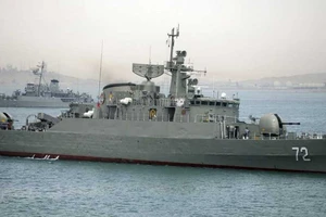 Trung Quốc-Iran bất ngờ tập trận gần Qatar