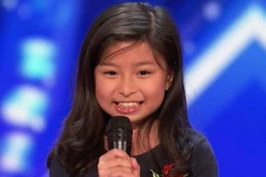 Cô bé hát nhạc phim Titanic khiến người nghe nổi da gà