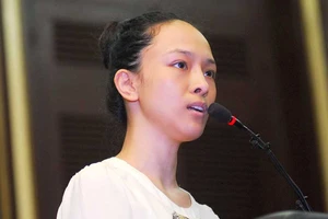 Cho nhân chứng Mai Phương ngồi phòng kín: Đúng hay sai?