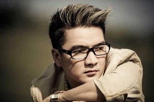 Đàm Vĩnh Hưng tái hiện SàiGòn xưa trong liveshow bolero