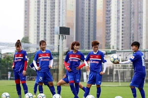 Nỗi lo trên làm dưới phá