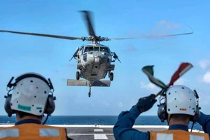 Nhật tăng cường hiện diện ở biển Đông