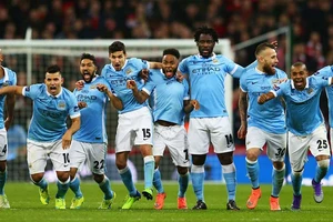 Man. City ‘thay máu’