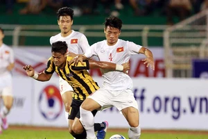 Tìm mưa gôn để lấy suất dự vòng chung kết