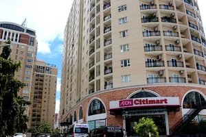 Phải siết việc xin thay đổi công năng cao ốc 