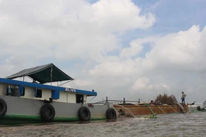 Lượng cát thượng nguồn về Bến Tre ngày càng giảm