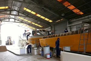 Ngại kẹt xe, có thể đi buýt đường sông