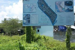 Sống cùng ‘treo’ và ‘chui’...