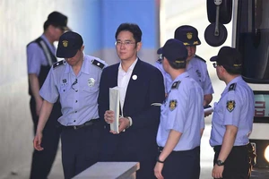 Khi người thừa kế Samsung ngồi tù