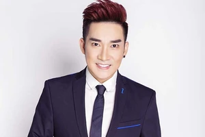Quang Hà kết hợp Lệ Quyên trong show bolero