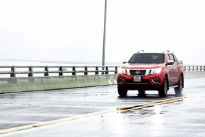 Thông xe cầu vượt biển dài nhất Việt Nam