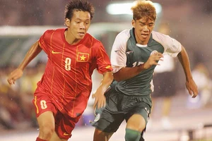 Văn Quyết dè chừng đội tuyển Campuchia