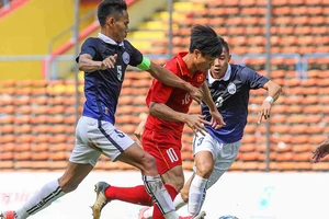 Thầy trò HLV Mai Đức Chung cứu vãn niềm tin