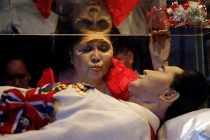  Sự hồi sinh của nhà Marcos ở Philippines