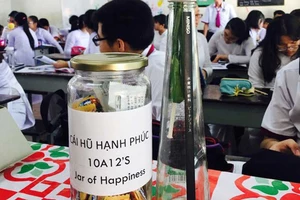 Lọ đựng tình thương, cái hũ hạnh phúc 