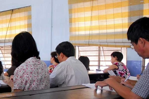 Ban đại diện cha mẹ học sinh đâu chỉ để thu tiền?