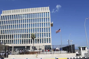 Sự cố ngoại giao Mỹ-Cuba thêm bí ẩn