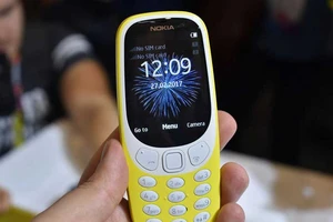 Điện thoại ‘đập đá’ có 3G