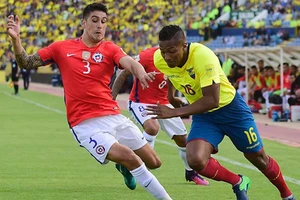 Chile – Ecuador: Chile còn nước còn tát