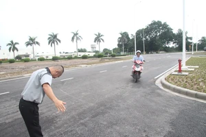 ‘Thượng đế’ Việt ngỡ ngàng trước ông chủ cây xăng Nhật