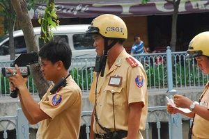 Sửa luật để camera thay được CSGT