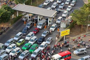 Thêm đề xuất cứu kẹt xe Tân Sơn Nhất