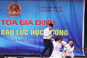 Phiên tòa giả định phòng, chống bạo lực học đường
