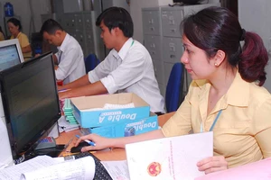 Dân ủng hộ có quy chuẩn công chức