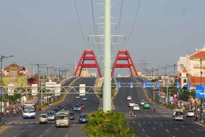 Họp báo 5 phút, từ chối nhiều câu hỏi về BT, BOT