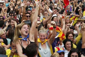 Catalonia bị quốc tế cô lập