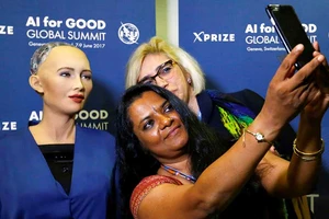 Robot được cấp quyền công dân