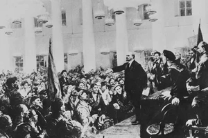 Nghĩ về cách mạng Tháng Mười Nga