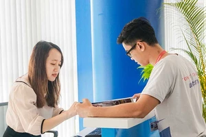 Sinh viên trong vòng xoay học phí tự chủ